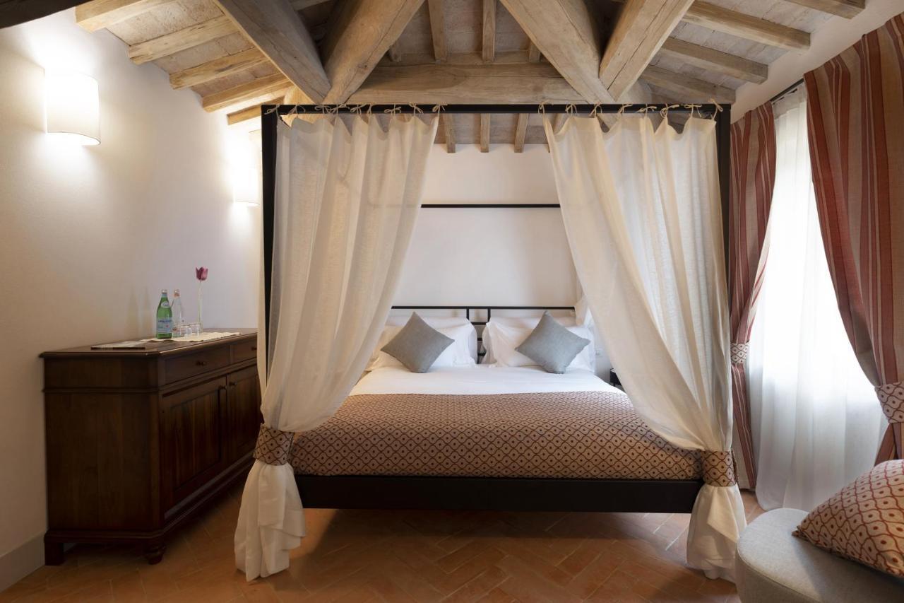 Tenuta Castelgiocondo Montalcino Exteriör bild